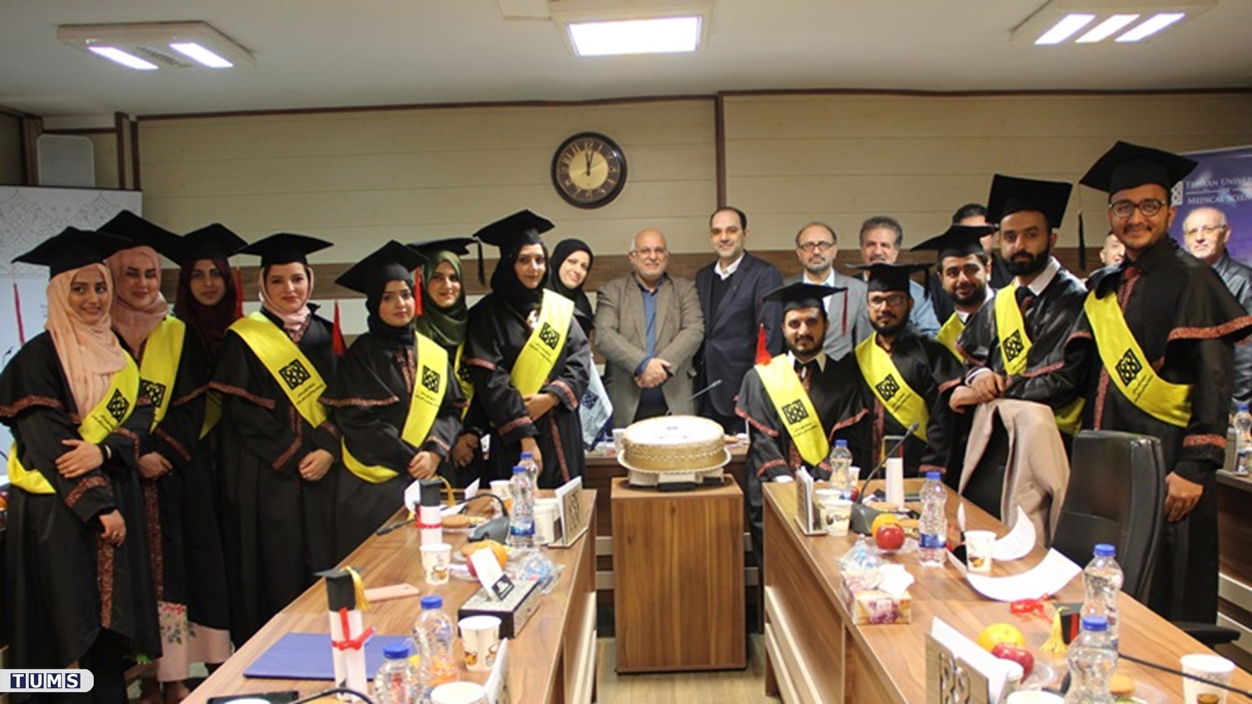 •مراسم فارغ‌التحصیلی دانش‌آموختگان بین‌المللی رشته MBBS دانشگاه علوم پزشکی تهران