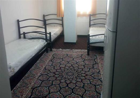 توزیع فرش در خوابگاه های دانشجویی دانشگاه علوم پزشکی تهران