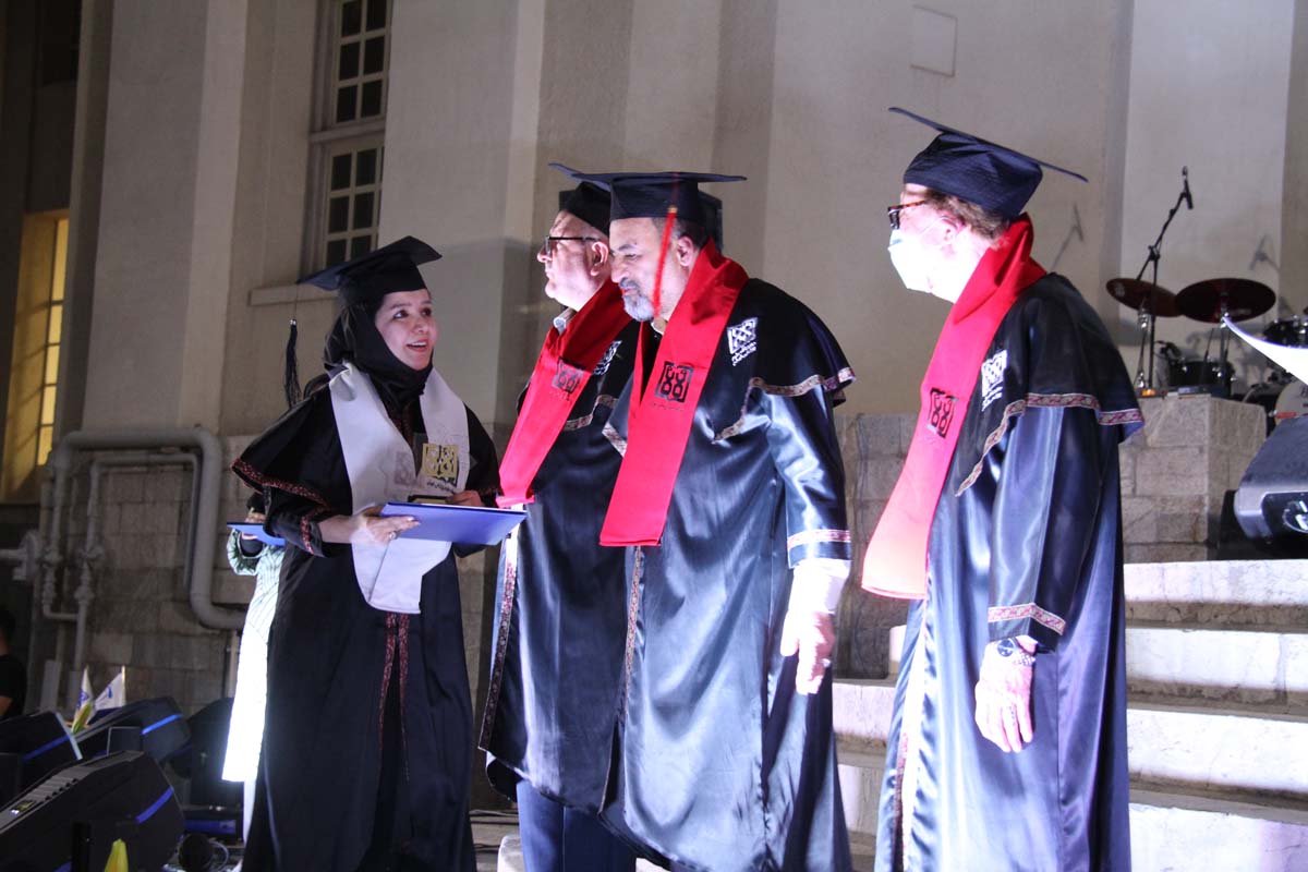 تقدیر از برگزیدگان هشتمین جشن یکپارچه دانش آموختگان دانشگاه علوم پزشکی تهران